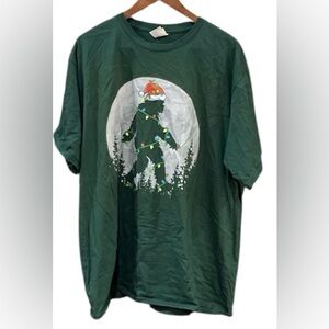 Port & Company Men’s Christmas Forest Green T-Shirt size 2XL